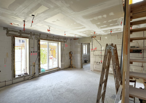 PREDAJ dvojpodlažnej rekreačnej chaty pri Šulianskom jazere