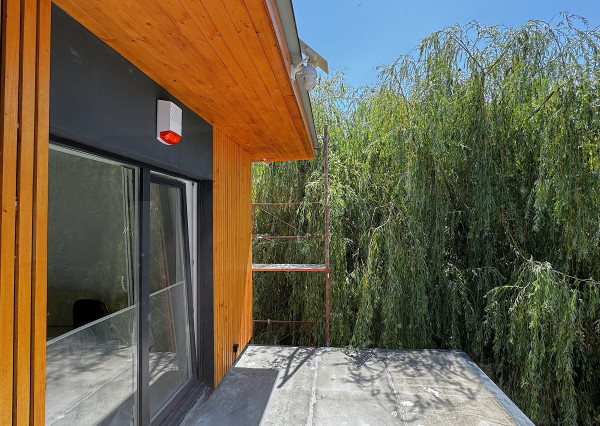 PREDAJ dvojpodlažnej rekreačnej chaty pri Šulianskom jazere