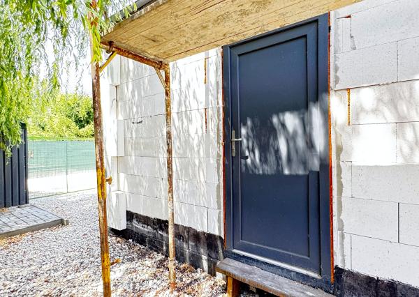 PREDAJ dvojpodlažnej rekreačnej chaty pri Šulianskom jazere