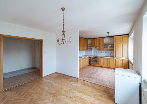 PREDANÉ 09/2025- 3-izbový tehlový byt, ul.1.mája