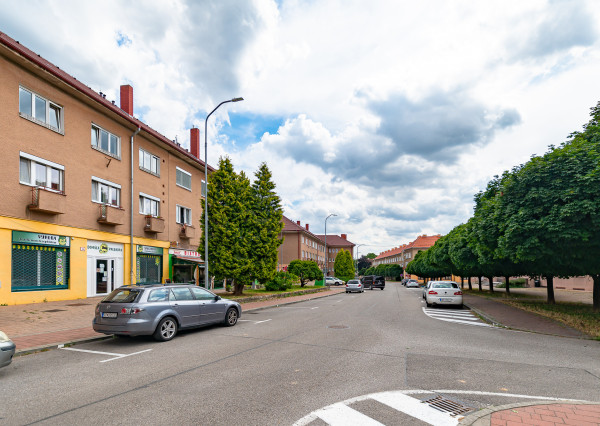 PREDANÉ 09/2025- 3-izbový tehlový byt, ul.1.mája