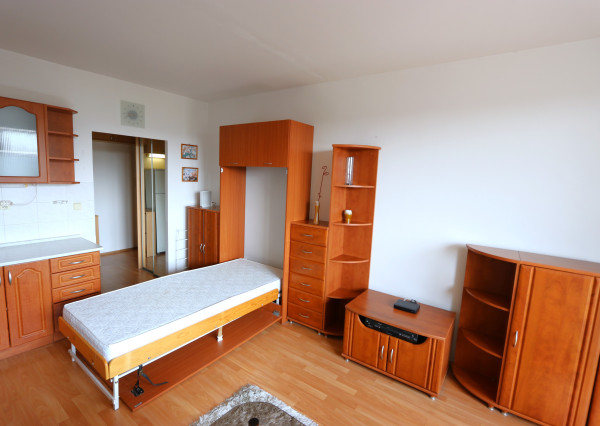 Prenájom garsónky v Bratislave - Petržalke, Fedinova ulica