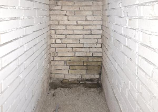 PREDAJ - Garáž, ul. Banská, NMnV