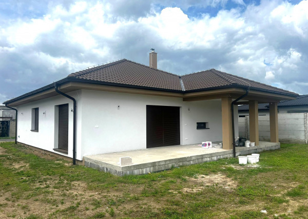 Na predaj  novostavba  rodinného domu v obci Veľké Leváre okres Malacky