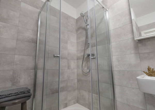 PRENÁJOM - Šamorín - 1 izbový kompletne zariadený byt - Novostavba - Zlacnené