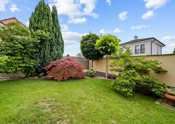 NA PREDAJ_RODINNÝ DOM_ŠAMORÍN_ MLIEČNO- VÝRAZNÁ ZĽAVA!!!