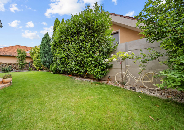 NA PREDAJ_RODINNÝ DOM_ŠAMORÍN_ MLIEČNO- VÝRAZNÁ ZĽAVA!!!