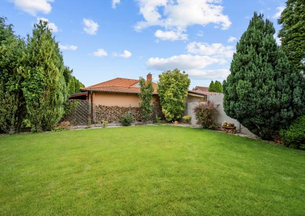 NA PREDAJ_RODINNÝ DOM_ŠAMORÍN_ MLIEČNO- VÝRAZNÁ ZĽAVA!!!