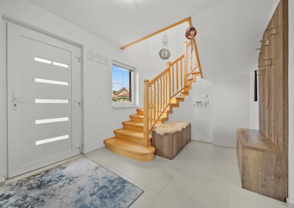 NA PREDAJ_RODINNÝ DOM_ŠAMORÍN_ MLIEČNO- VÝRAZNÁ ZĽAVA!!!