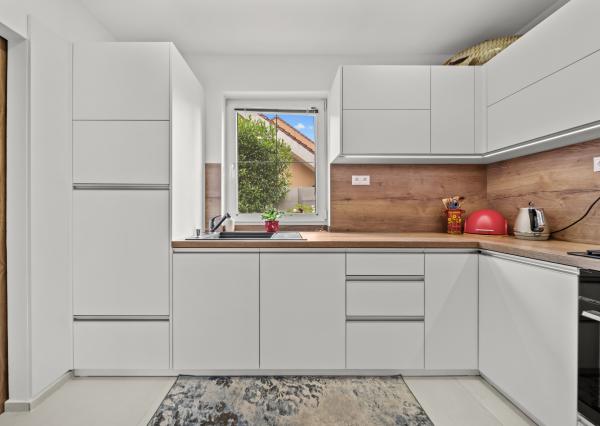 NA PREDAJ_RODINNÝ DOM_ŠAMORÍN_ MLIEČNO- VÝRAZNÁ ZĽAVA!!!