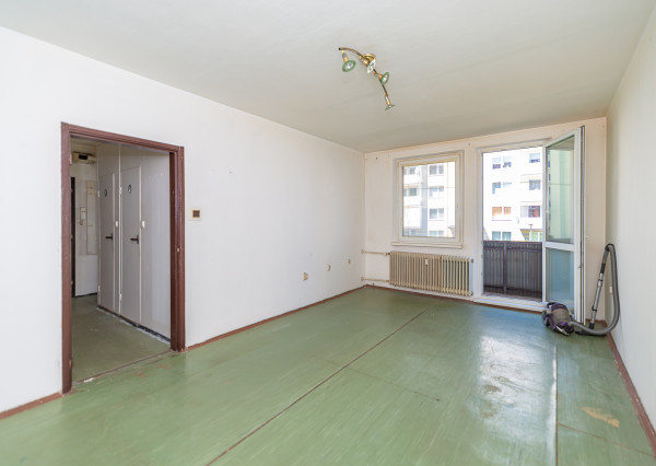 ✅ REZERVOVANÉ - 3-izbový byt s dvoma balkónmi v Starej Turej