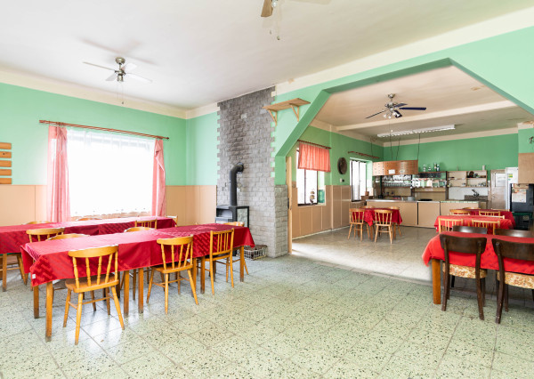 Na predaj zabehnutá krčma s tradíciou vo Vojke nad Dunajom