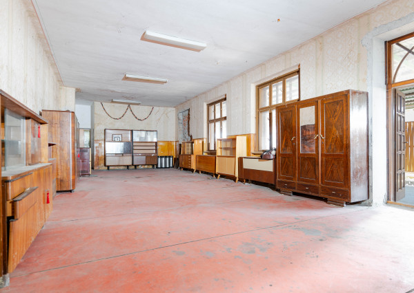 Na predaj zabehnutá krčma s tradíciou vo Vojke nad Dunajom