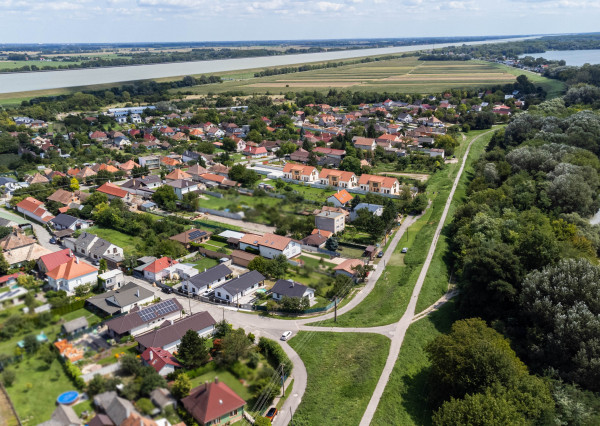 Na predaj zabehnutá krčma s tradíciou vo Vojke nad Dunajom