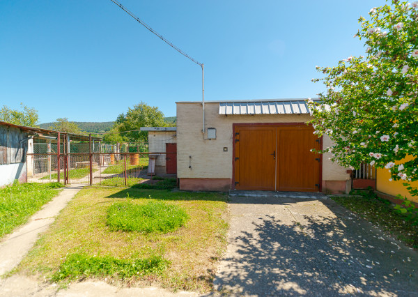 🏡 NA PREDAJ - Rodinný dom v obci Hrádok