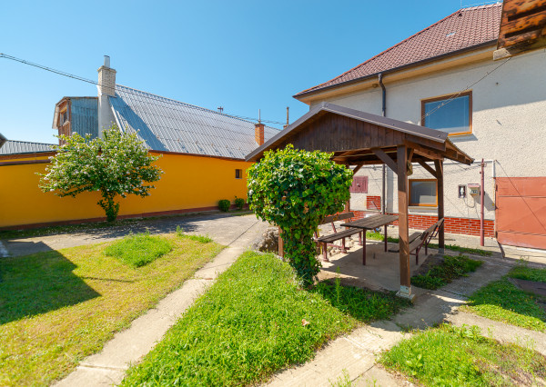 🏡 NA PREDAJ - Rodinný dom v obci Hrádok