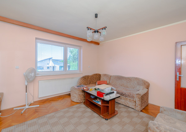 🏡 NA PREDAJ - Rodinný dom v obci Hrádok