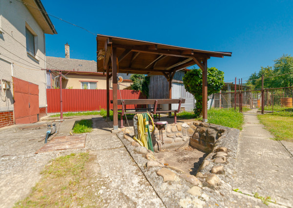 🏡 NA PREDAJ - Rodinný dom v obci Hrádok