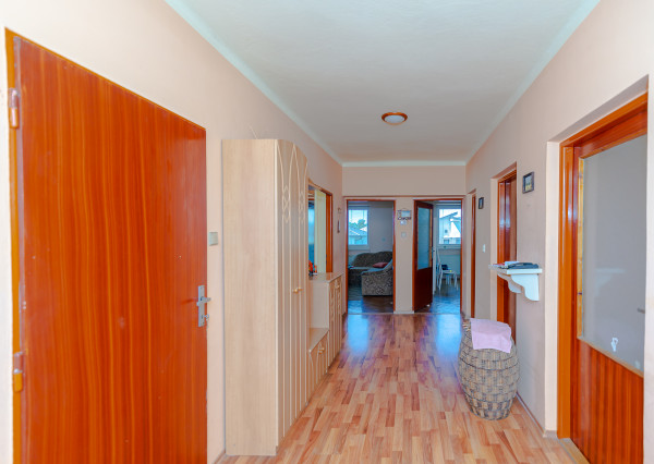 🏡 NA PREDAJ - Rodinný dom v obci Hrádok