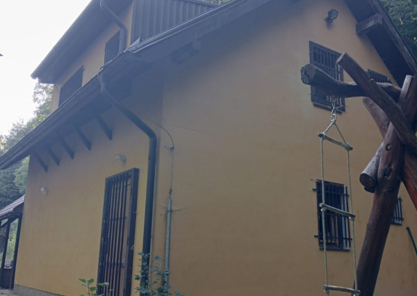 Na predaj celoročne obývateľná chata  - Ružín