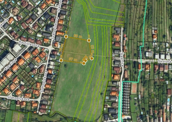 Investičný pozemok - Slovenský Grob