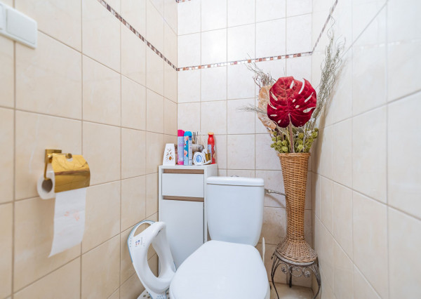 🏡 PREDAJ rodinného domu s veľkým pozemkom – Hrušové