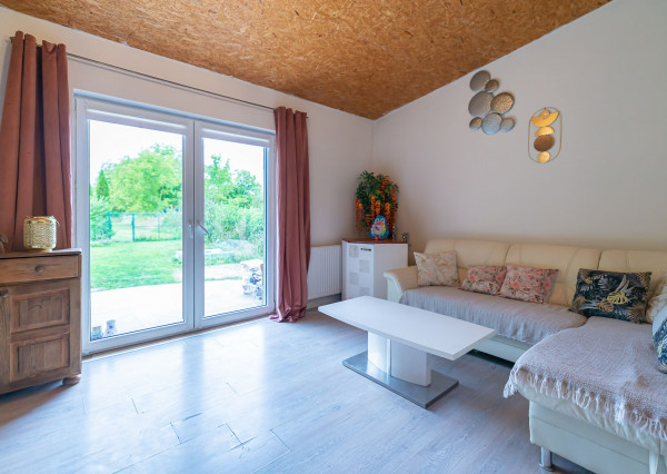 🏡 PREDAJ rodinného domu s veľkým pozemkom – Hrušové