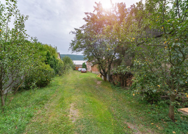 🏡 PREDAJ rodinného domu s veľkým pozemkom – Hrušové