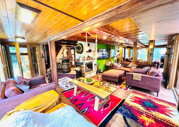 Na predaj rekreačná chata v srdci Skalických hôr .