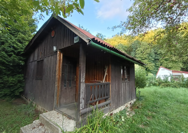PREDAJ záhrady za Ťahanovským tunelom s chatkou