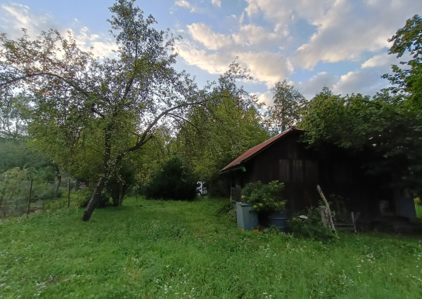 PREDAJ záhrady za Ťahanovským tunelom s chatkou