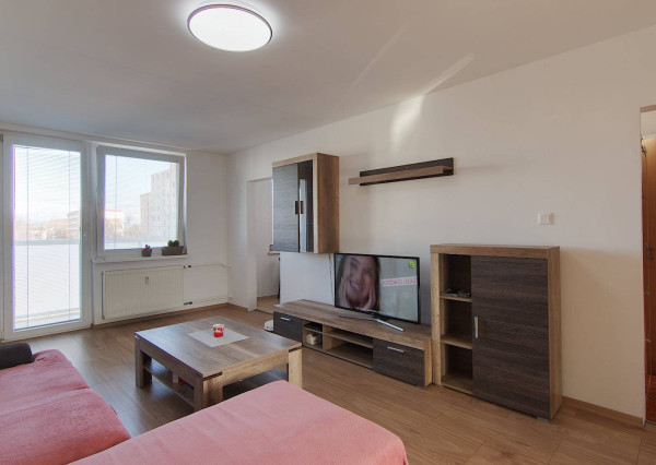 Prenájom Malacky 3 - izbový byt