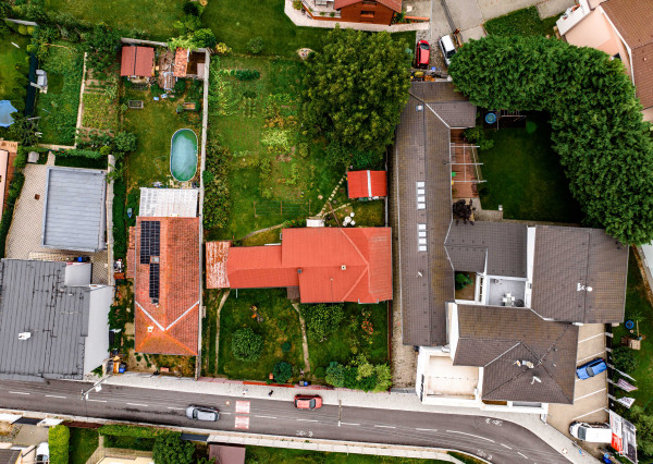5 izbový RD s veľkým nádherným pozemkom na predaj v Rovinke