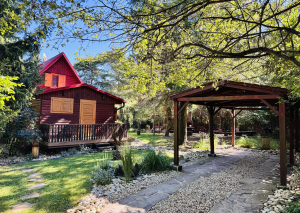 Na predaj rekreačná chata v srdci Skalických hôr .