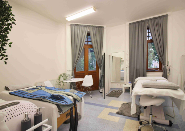 PRENÁJOM ambulancia/služby 48,60 m2, Piešťany, Winterova ul.