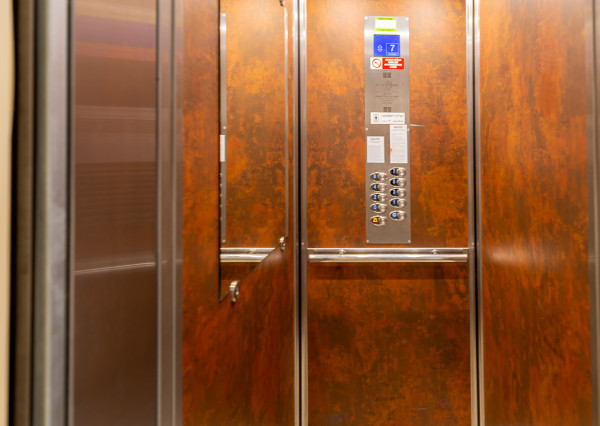 NA PREDAJ - 3-izbový byt s loggiou v Starej Turej