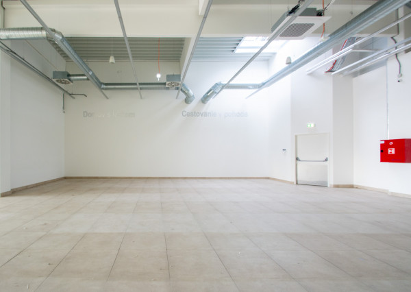 Spišská Nová Ves -obchodný priestor 240m2 NA PRENÁJOM +video