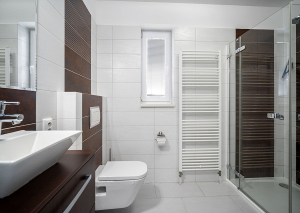 PREDAJ 4 izb rodinného domu s garážou, Tri Vody I., Malinovo