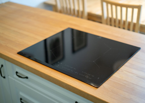 PREDAJ 4 izb rodinného domu s garážou, Tri Vody I., Malinovo