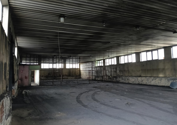 Čiastočne zateplená hala v stráženom objekte na prenájom