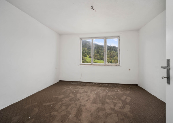 NA PREDAJ rodinný dom s krásnymi výhľadmi, Radôstka