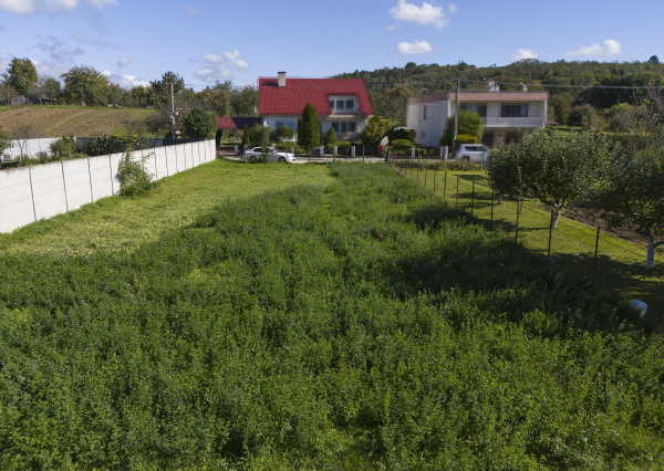 NA PREDAJ - stavebný pozemok *773m2* - Dolné Srnie