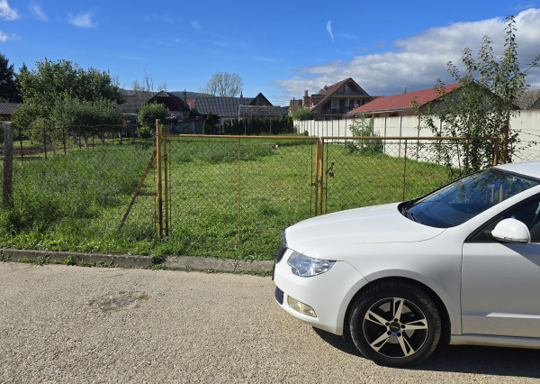 NA PREDAJ - stavebný pozemok *773m2* - Dolné Srnie