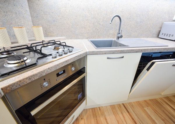 Spišská Nová Ves 4-izbový byt na PREDAJ + video obhliadka