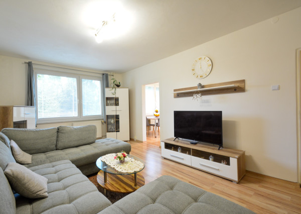 Spišská Nová Ves 4-izbový byt na PREDAJ + video obhliadka