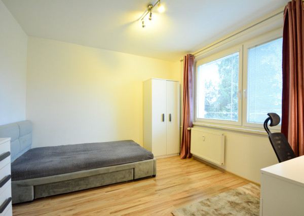 Spišská Nová Ves 4-izbový byt na PREDAJ + video obhliadka