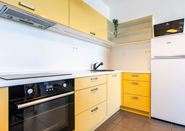 PRENÁJOM 2 izb. bytu s loggiou, Fándlyho ul., Senec