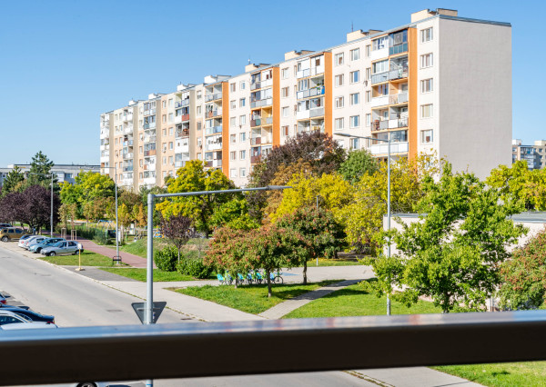 PRENÁJOM 2 izb. bytu s loggiou, Fándlyho ul., Senec