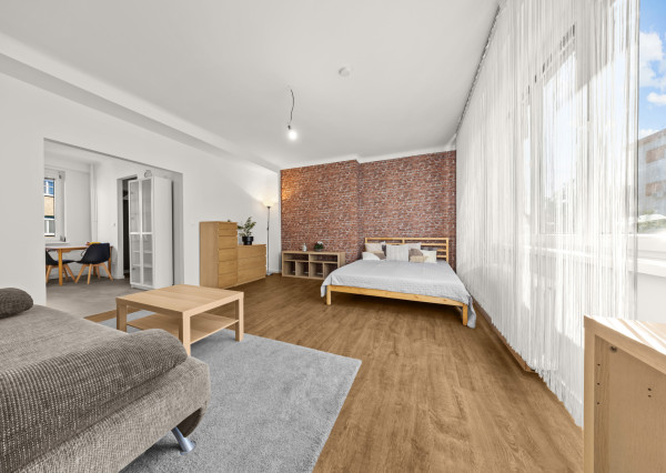 Na predaj priestranný 1-izbový byt po kompletnej rekonštrukcii na Vajnorskej ulici, Bratislava - Nové Mesto