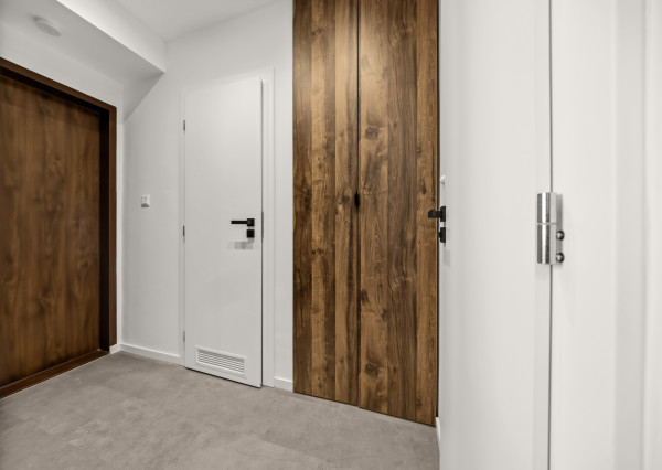 Na predaj priestranný 1-izbový byt po kompletnej rekonštrukcii na Vajnorskej ulici, Bratislava - Nové Mesto